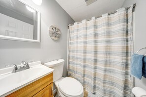 Bathroom - Steps to Strip & Lake! Family-Friendly Geneva Gem (Geneva)