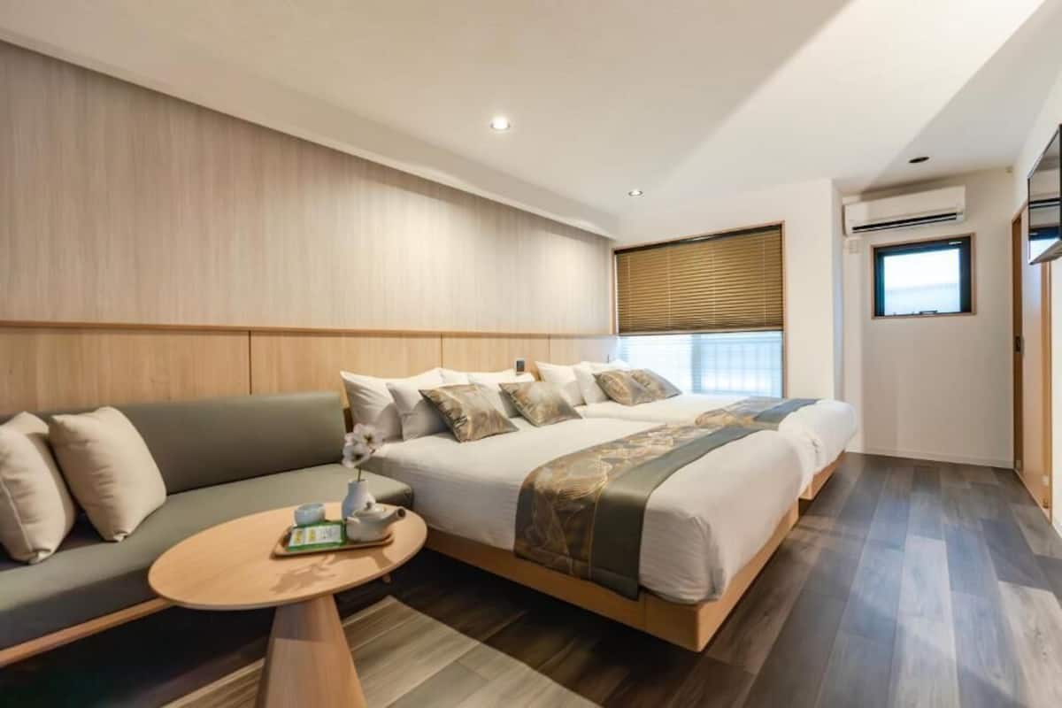 Kamar Quadruple Deluks | Kedap suara dan Wi-Fi gratis