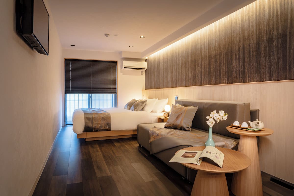Kamar Double Standar | Kedap suara dan Wi-Fi gratis