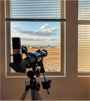 Interior - Gorgeous Strip View House with Telescope and Hot Tub (Henderson)