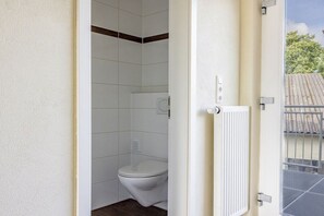 Bathroom - Farm in Colmberg with swimming pool (Colmberg)
