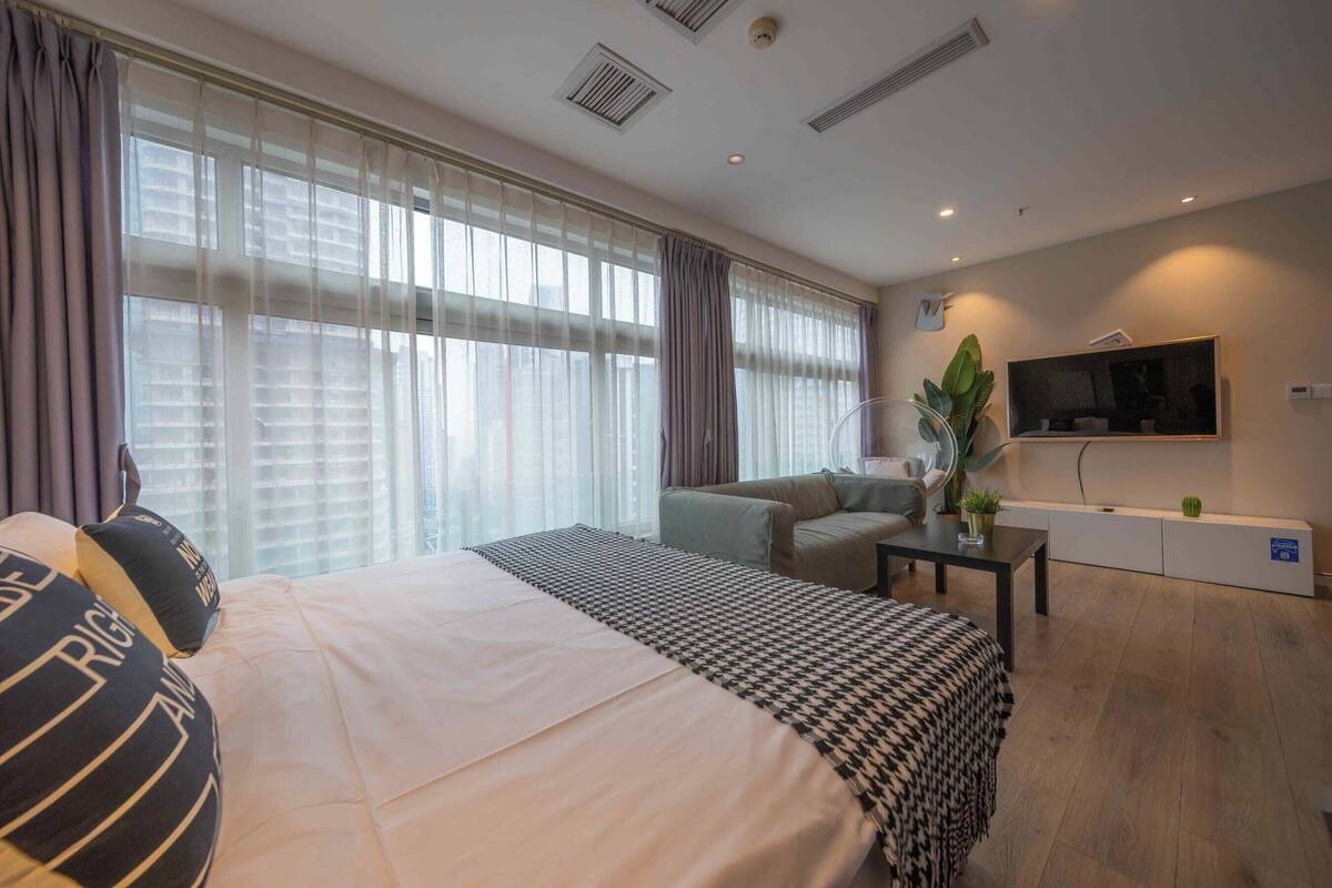 Luxury Double Room | Blackout curtains, free WiFi, bed sheets
