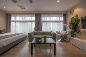 Quarto casal superluxo | Cortinas blackout, Wi-Fi de cortesia, roupa de cama