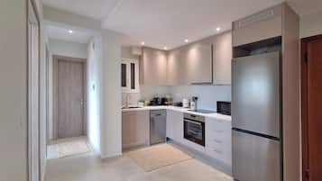 Apartemen, balkon, pemandangan laut | Dapur pribadi