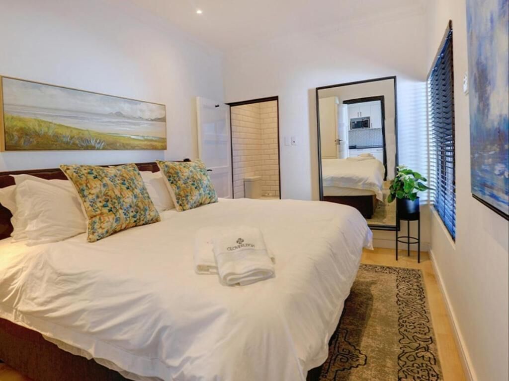 Family Cottage, Courtyard View | In-room safe, iron/ironing board, free WiFi