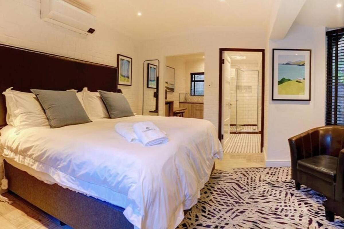 Comfort Double Room, Garden View | In-room safe, iron/ironing board, free WiFi