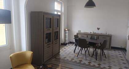 Charmant appartement au centre refait à neuf, pour un séjour au soleil du sud