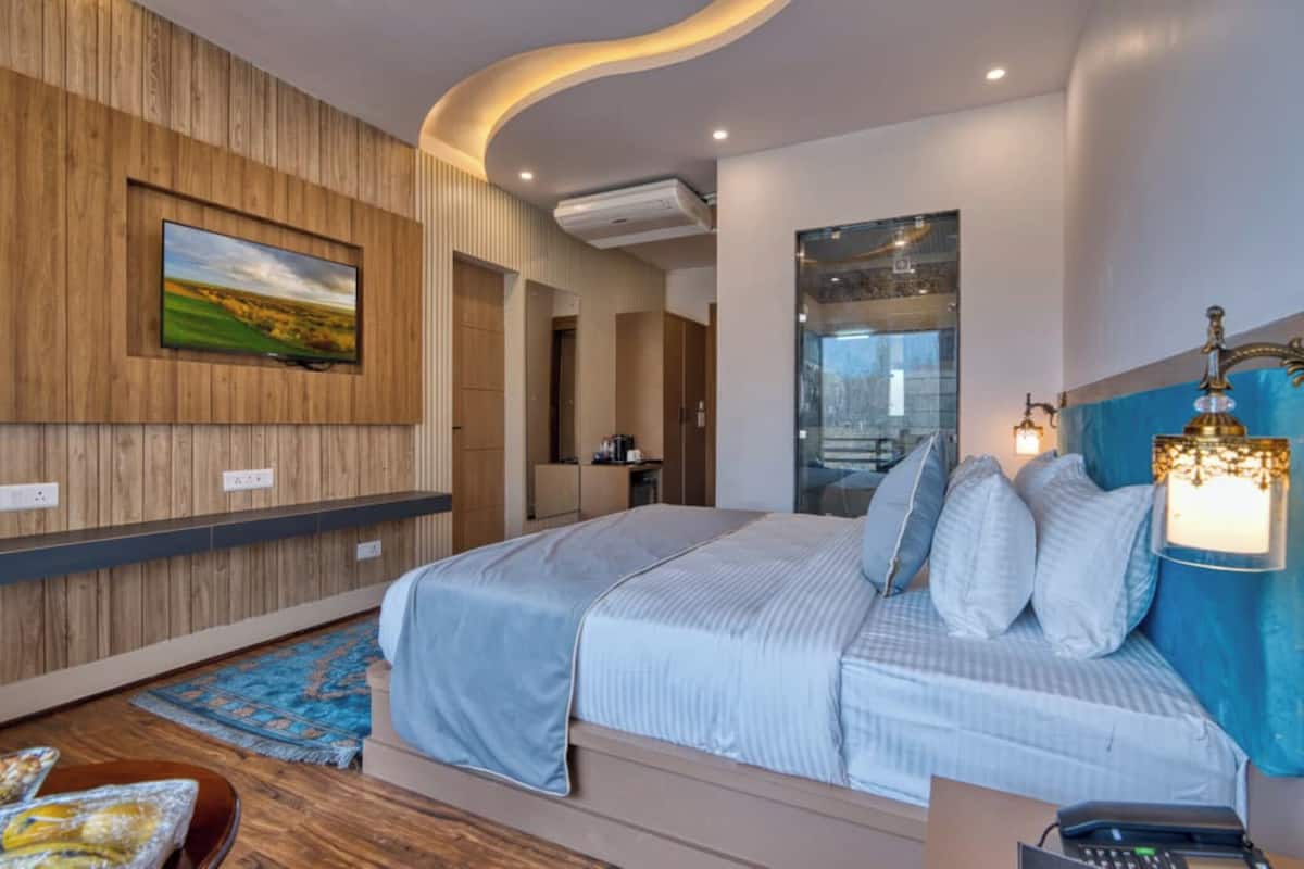 ห้องซูพีเรีย, ระเบียง, วิวภูเขา | Wi-Fi ฟรี
