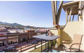 Outdoor dining - Perfect Park City Location (Park City)