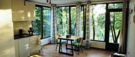 2 habitaciones, wifi y ropa de cama