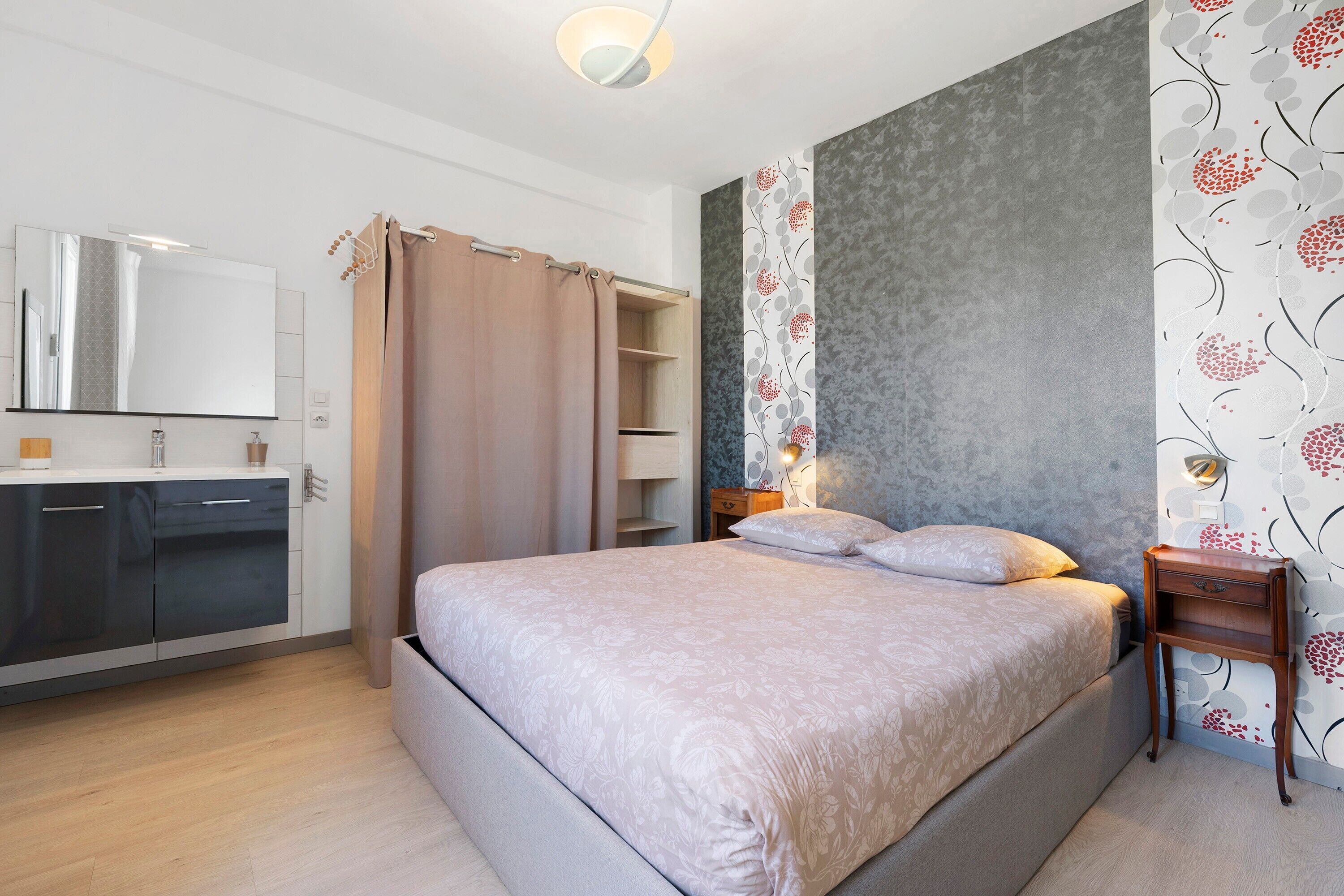 4 slaapkamers, wifi, beddengoed