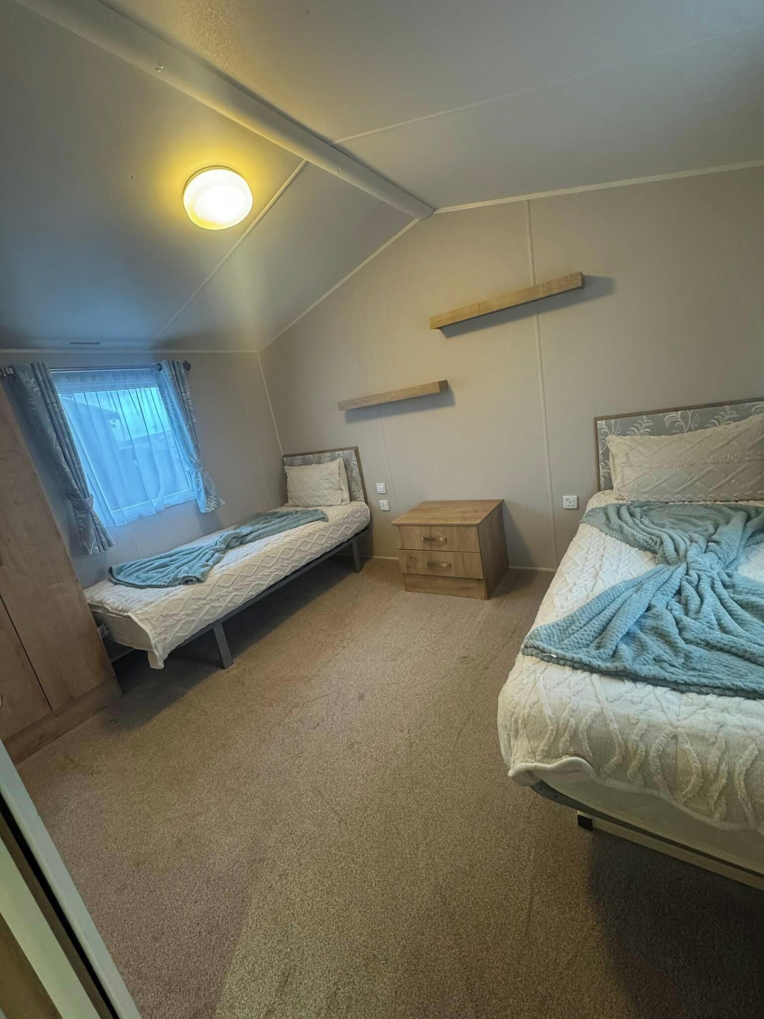 2 bedrooms, iron/ironing board