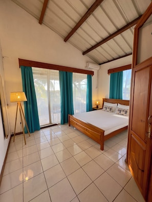 1 bedroom, iron/ironing board, WiFi (free) - Balkon D’Albion Beachfront (Albion)