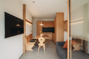 Interior - Apartment 'Morgensonne Innersennerhof' with Mountain View, Wi-Fi and Air Conditioning (Riffian)