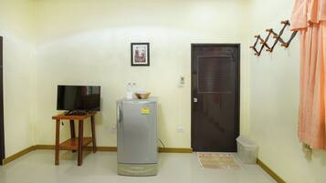 Superior Double Room | Rollaway beds, free WiFi, bed sheets