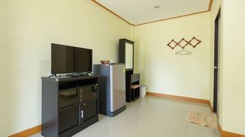 Standard Double Room | Rollaway beds, free WiFi, bed sheets