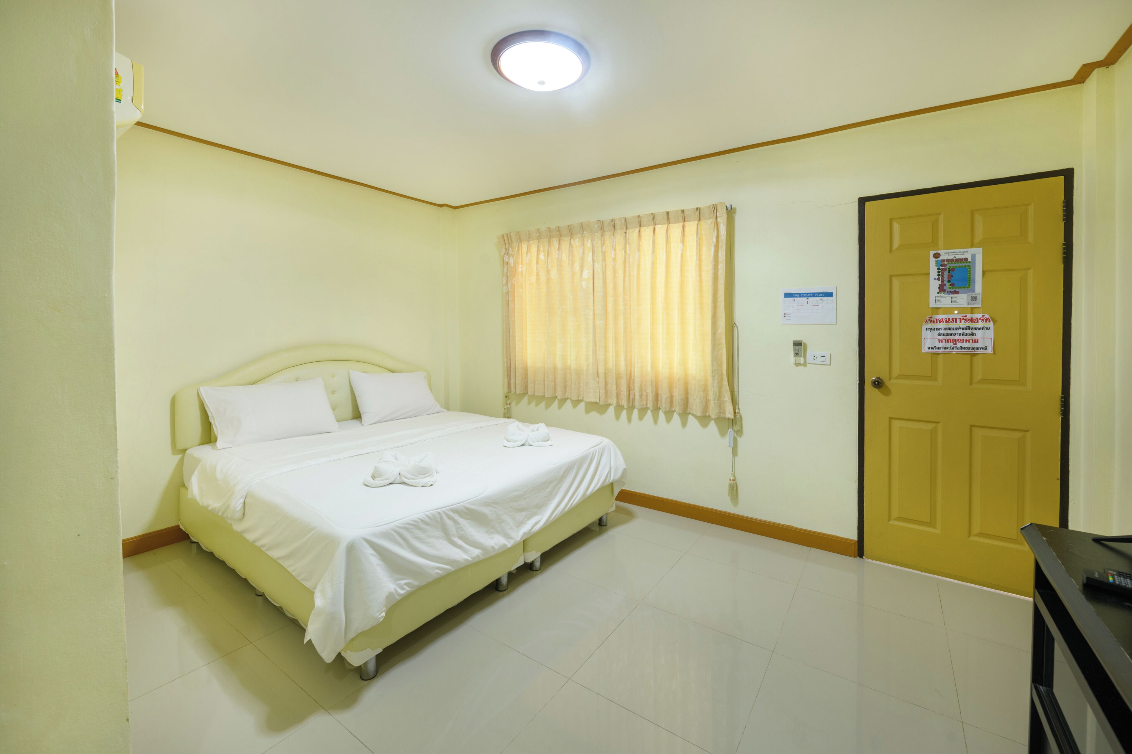 Habitación doble estándar | Wifi gratis y ropa de cama 