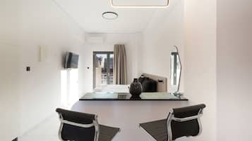 Studio With Sea View | In-room dining