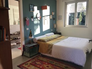 Room - Room in Artist’s Residence Near Milan Malpensa (Cardano Al Campo)