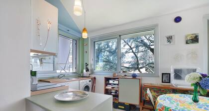 Room in Artist’s Residence Near Milan Malpensa