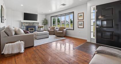 Cozy Farmland Retreat Minutes to Sight & Sound
