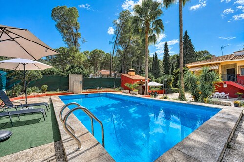 Holiday Home 'Cova Negra Nature' with Mountain Views, Shared Pool, and Air Conditioning