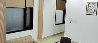 Hotel Paul Residency