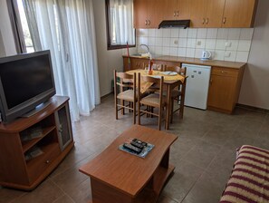 Interior - Apartment with View, Wi-Fi and Air Conditioning (Limenaria)