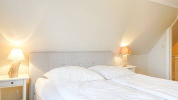 3 bedrooms, WiFi (free)