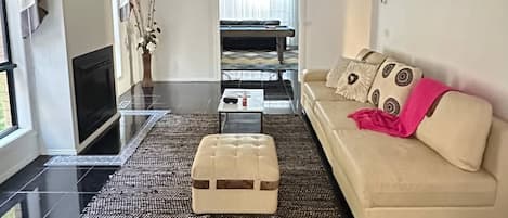 บ้านพัก, 5 ห้องนอน | ห้องนั่งเล่น