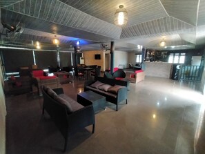 Lobby - Big Apple Hotels (Ogwashi-Ukwu)