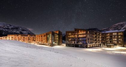 Modern ski-inn-ski-out apartment with sauna, Hemsedal