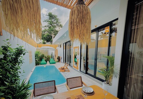 Strategically located near Canggu, Seminyak, and various public facilities.