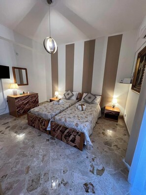 Room - Vrbo Property (Terrasini)