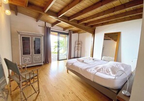Room - Vrbo Property (Les Avirons)