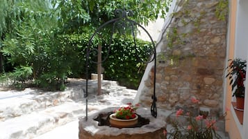 Enceinte de lâhĂ©bergement