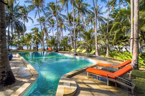 Watano Beach House Spacious 7-bedroom house in awesome Diani perfect for groups