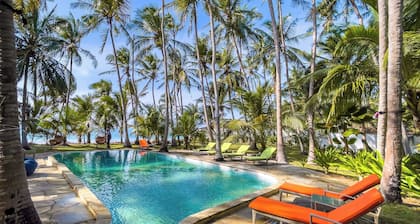 Watano Beach House Spacious 7-bedroom house in awesome Diani perfect for groups