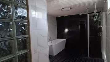 Apartment, 1 Schlafzimmer, Kamin | Badezimmer