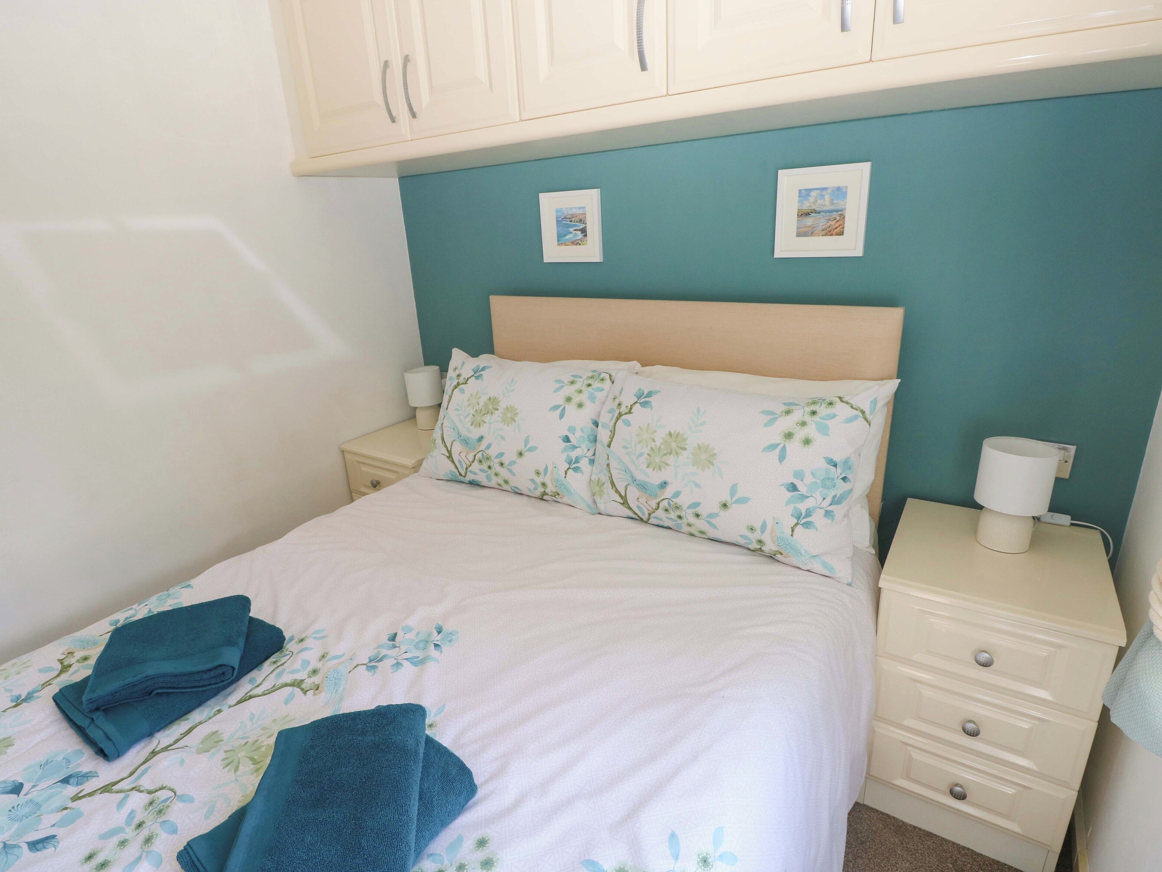 2 bedrooms, WiFi (free), individually decorated, individually furnished