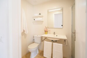 Bathroom - Vrbo Property (El Cotillo)