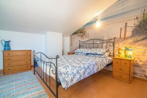 Room - Bright & Spacious 3-Bedroom Apartment with Dual Balconies & Pool in Burgau (Burgau)