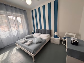 Iron/ironing board, travel cot, free WiFi, bed sheets - Vrbo Property (Maiori)