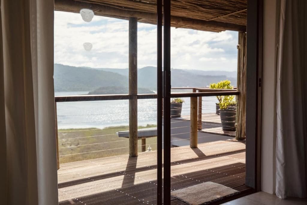 Suite, Balcony, Lake View | Interior