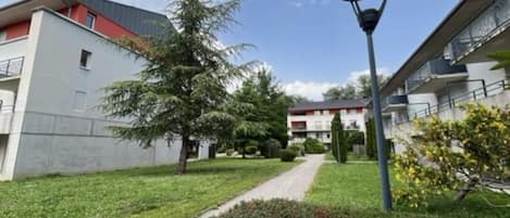 Apartment | Property grounds