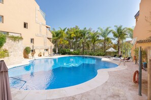 Interior - Real1b - Beautiful Apt With Tropical Terrace (Marbella)