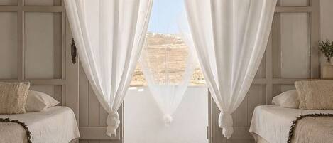 WiFi, bed sheets