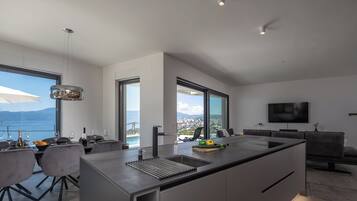 Family Villa, 3 Bedrooms, 2 Bathrooms (Pool Villa Soléa /w Panoramic Sea) | Dining