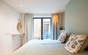 Comfort Apartment, 1 Bedroom, Non Smoking, City View | Blackout curtains, iron/ironing board, free WiFi - Les Camuches de la Banque (Tournai)