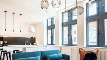 Comfort appartement, 1 slaapkamer, niet-roken, uitzicht op de stad | Woonruimte